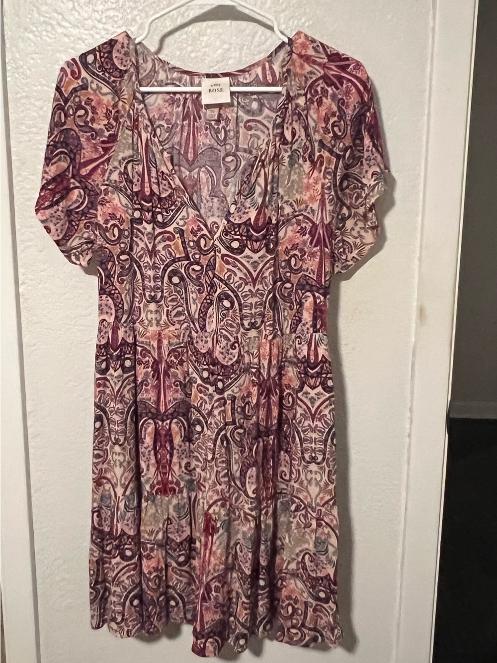 Knox Rose Paisley V-Neck Maxi Tunic Dress - Blush Mauve Plum